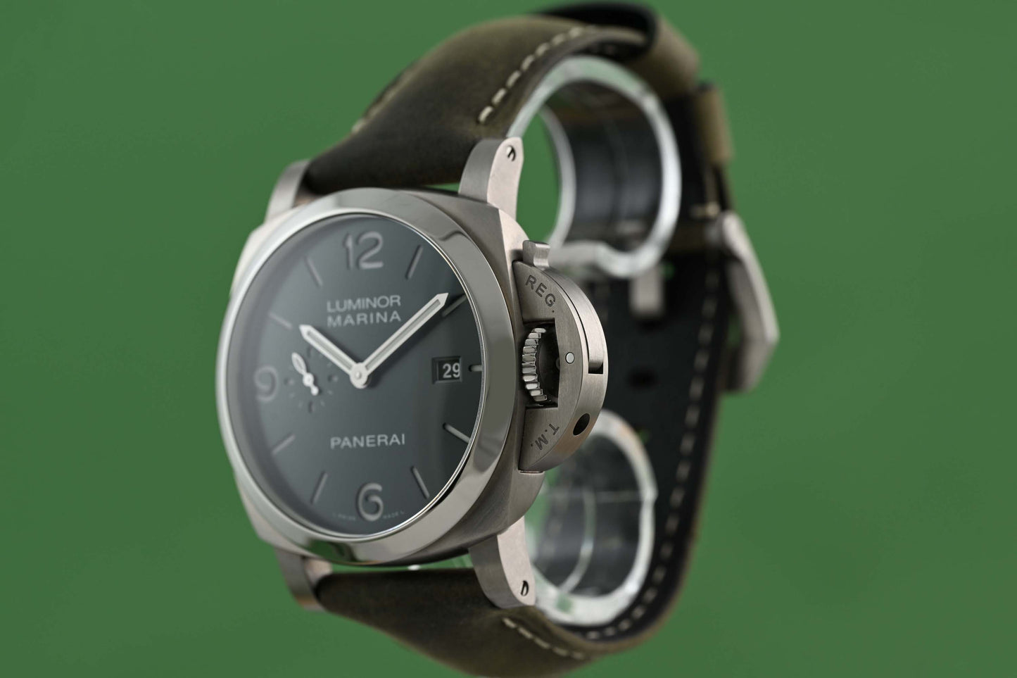 Panerai Luminor Marina Titanio - Green Dial - PAM03325 - Full Set