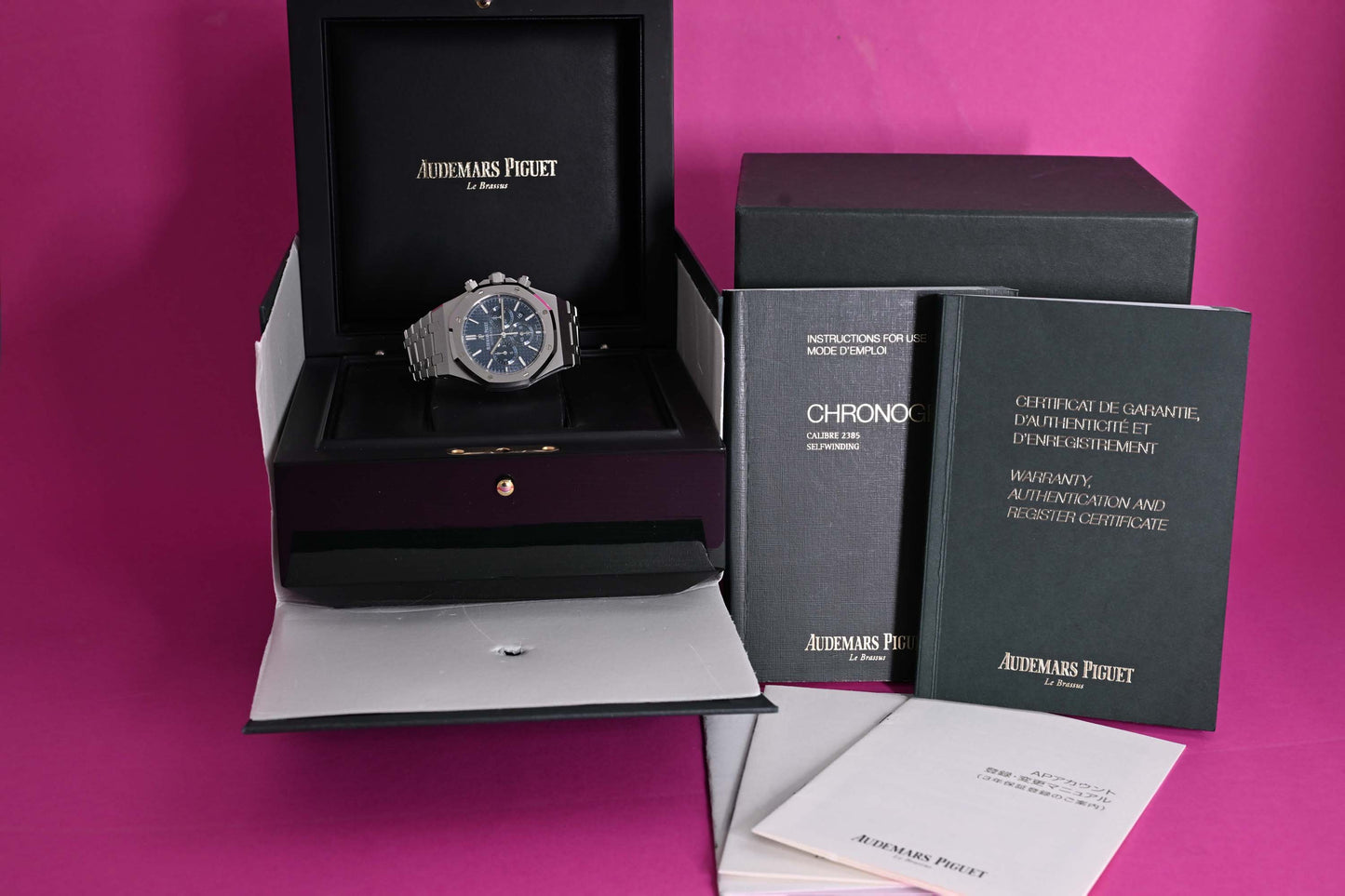 Audemars Piguet Royal Oak Chronograph 41mm - Full Set - Blue Dial