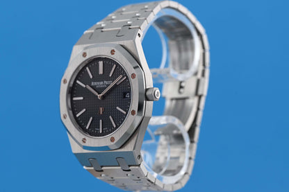 Audemars Piguet Royal Oak Jumbo Extraflach - 16202ST - Like New