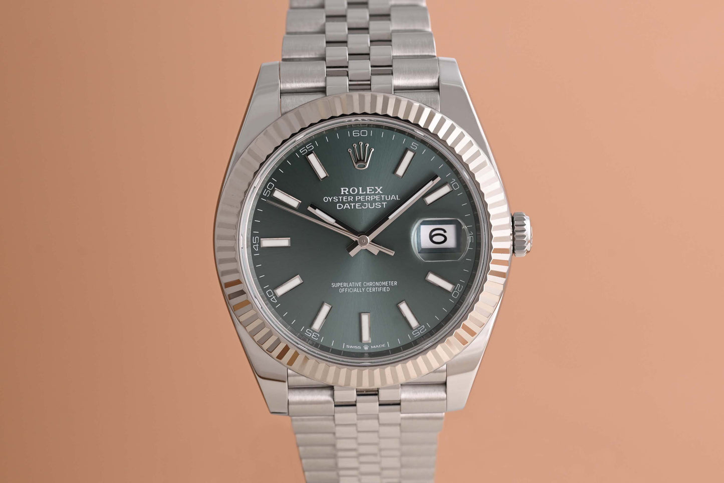 Rolex Datejust 41 - 126334 - Green Dial - Full Set - 2024