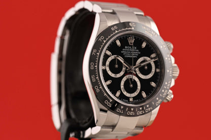 Rolex Daytona 116500LN - Full Set - Black Dial - LC100