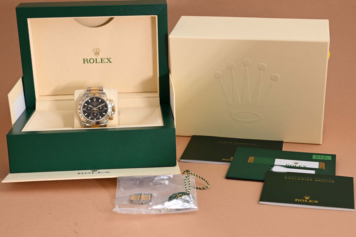 Rolex Daytona 116503 - Full Set - Black Dial - LC100