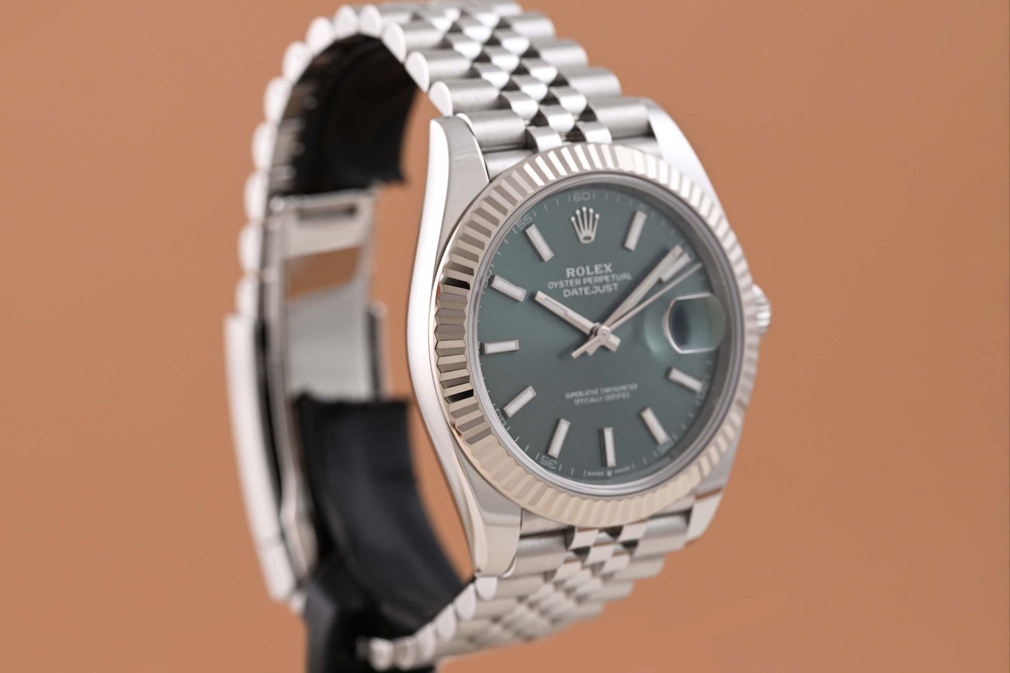 Rolex Datejust 41 - 126334 - Green Dial - Full Set - 2024