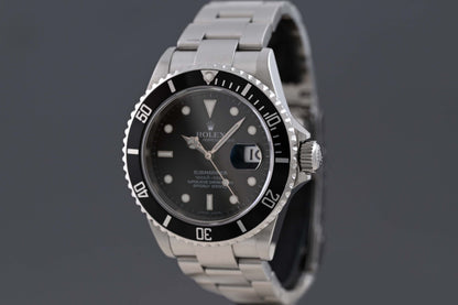 Rolex Submariner 16610 - Box & Papers - 2007