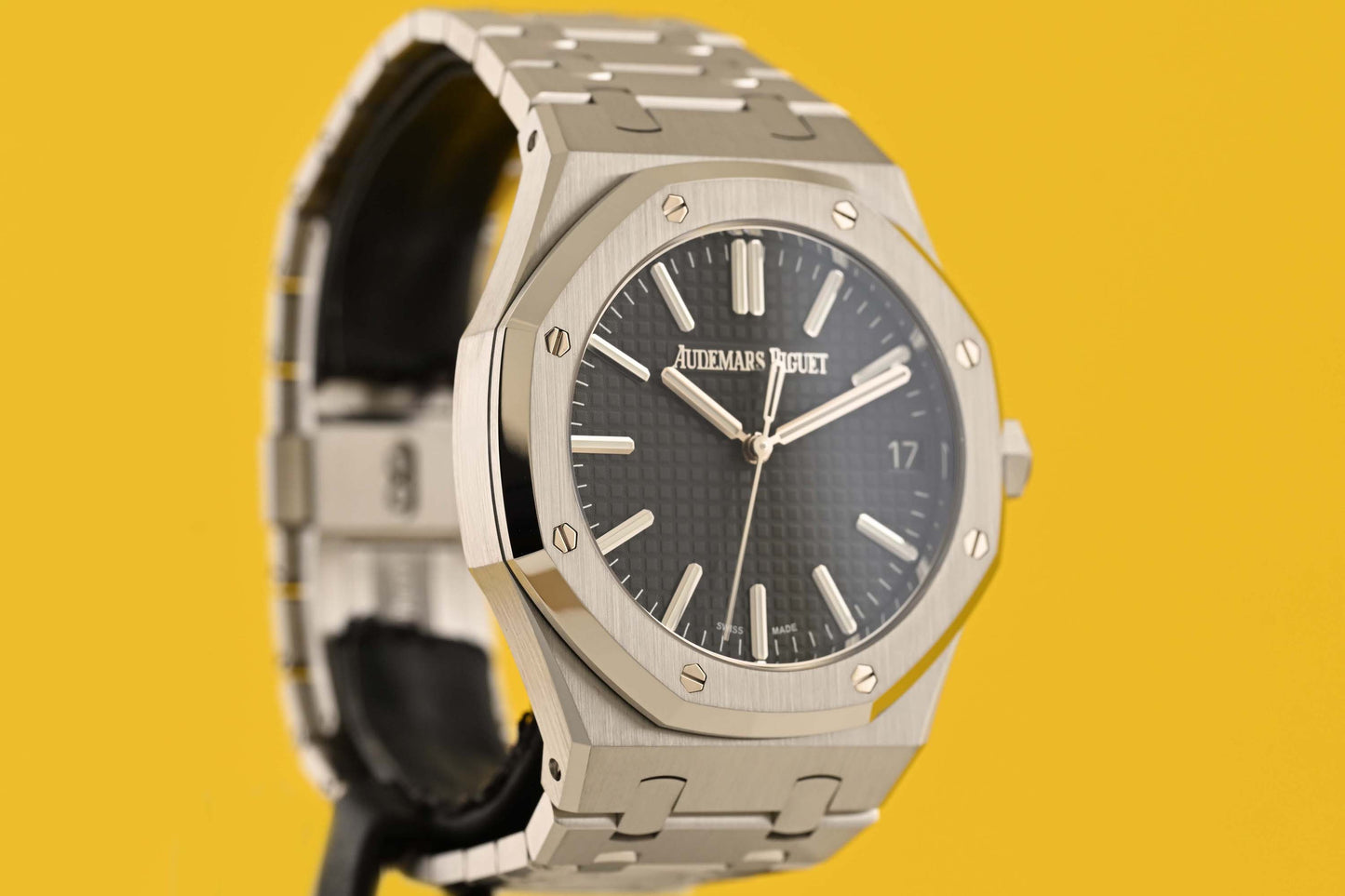 Audemars Piguet Royal Oak - Black Dial - 15510ST Anniversary - Full Set