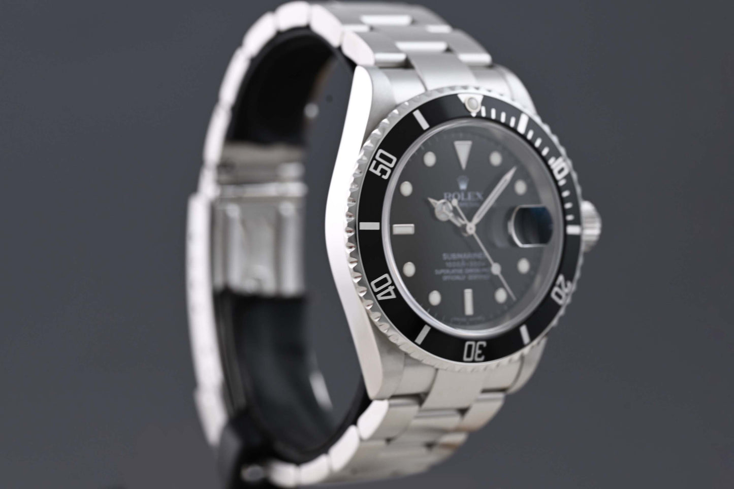 Rolex Submariner 16610 - Box & Papers - 2007
