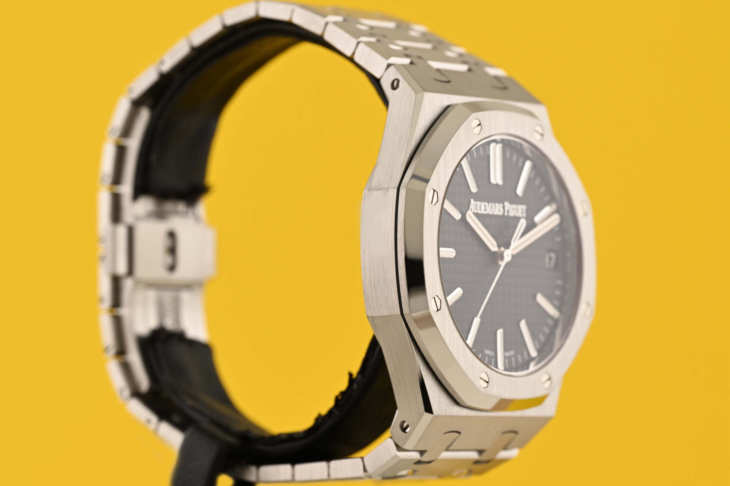 Audemars Piguet Royal Oak - Black Dial - 15510ST Anniversary - Full Set