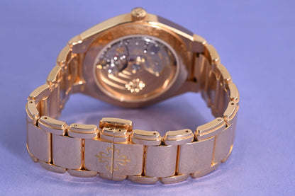 Patek Philippe Twenty~4 - Rose Gold - Silvery Satin-Finished Dial - Full Set