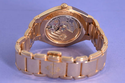 Patek Philippe Twenty~4 - Rose Gold - Silvery Satin-Finished Dial - Full Set