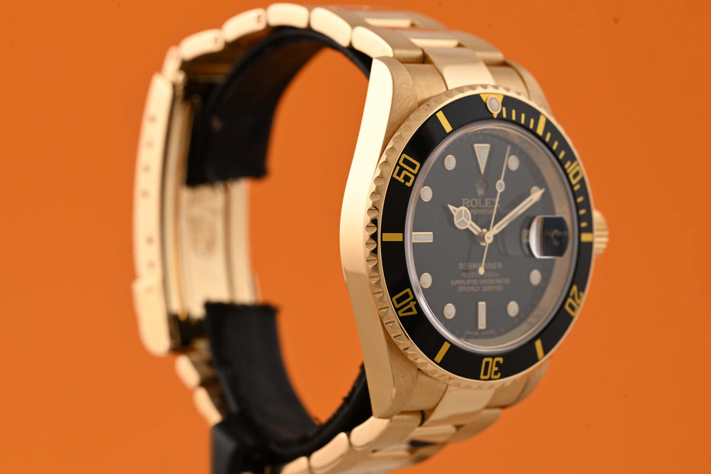 Rolex Submariner Yellow Gold - 16618 - Full Set - Rehaut