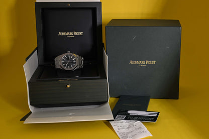 Audemars Piguet Royal Oak - Black Dial - 15510ST Anniversary - Full Set