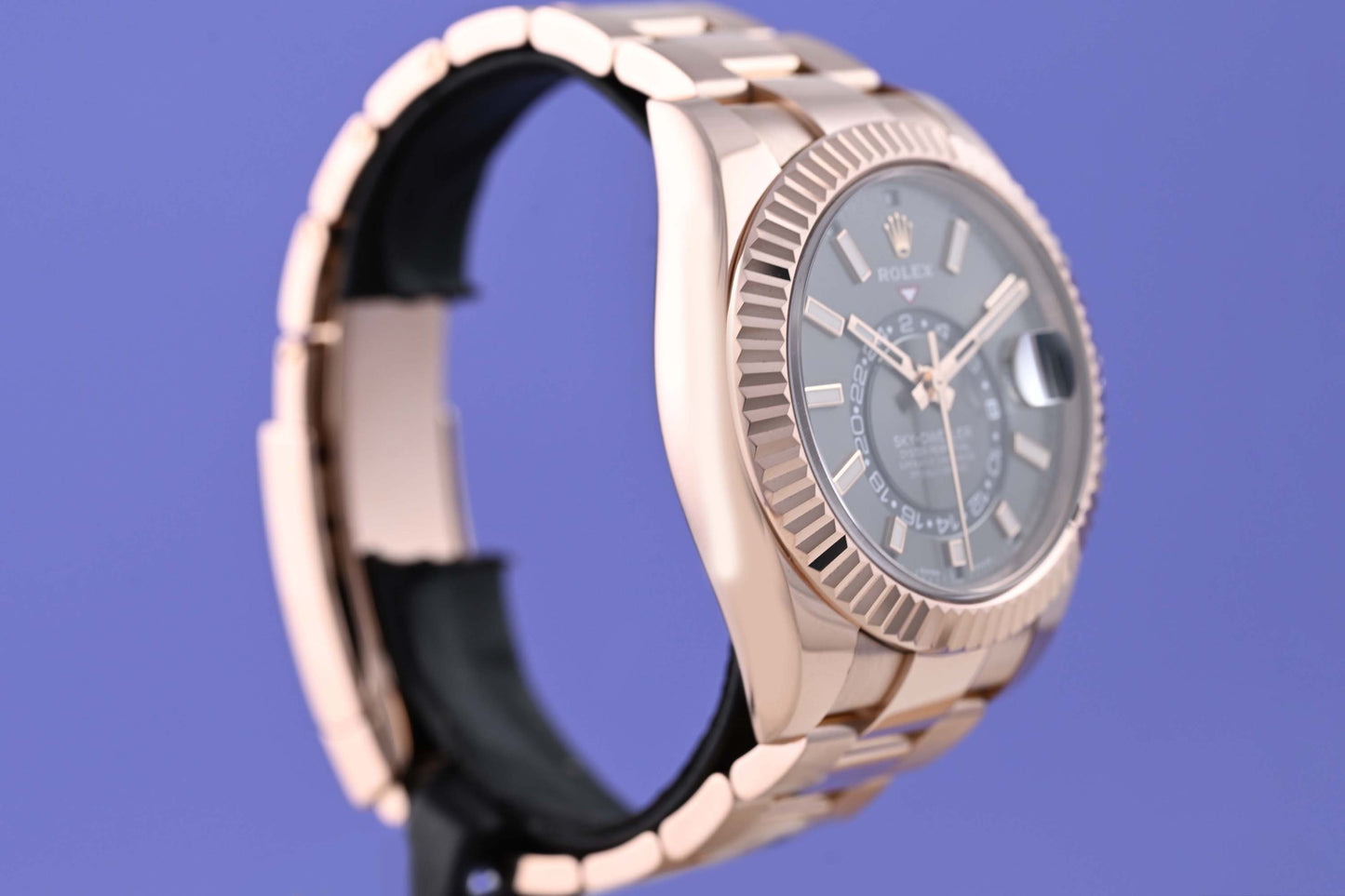 Rolex Sky-Dweller 326935 - Rose Gold - Rhodium Dial - Full Set - LC100