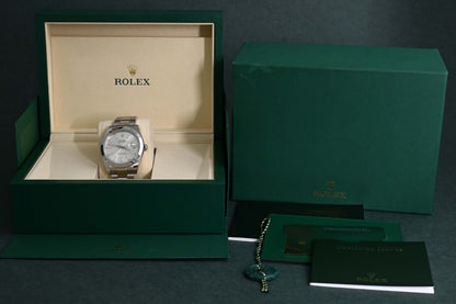 Rolex Datejust 41 - 126300 - Silver Dial - Full Set
