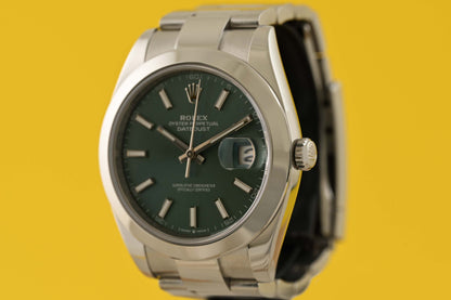 Rolex Datejust 41 - 126300 - Green Dial - Full Set