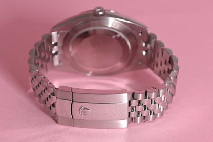 Rolex Datejust 41 - 126334 Blue Dial - Full Set - LC100