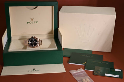Rolex GMT Master II Roségold 126715CHNR - Full Set