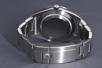 Rolex Explorer I 39 mm - 214270 - Full Set