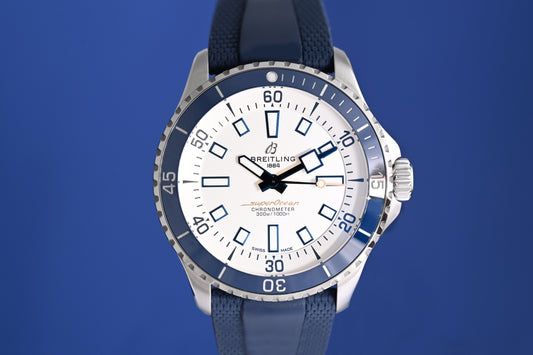Breitling Superocean Automatic 42 - Full Set