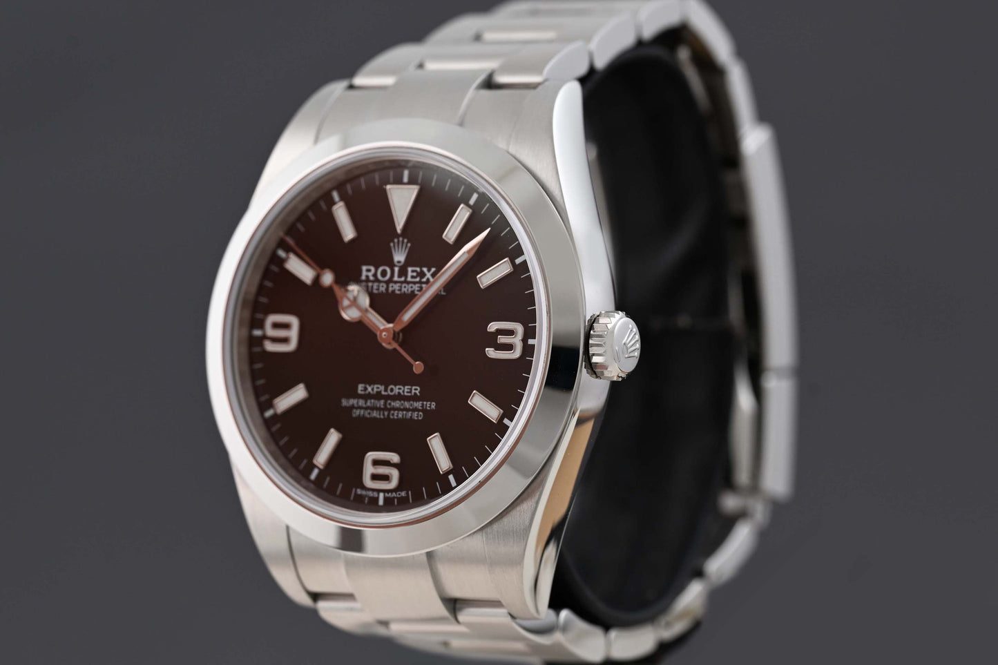 Rolex Explorer I 39 mm - 214270 - Full Set