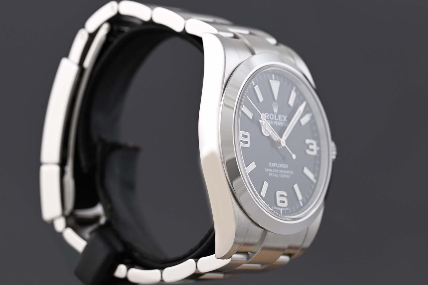 Rolex Explorer I 39 mm - 214270 - Full Set