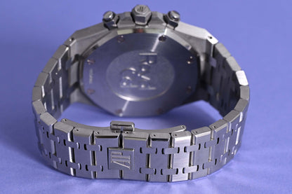 Audemars Piguet Royal Oak Chronograph 41mm - Panda Dial - Full Set - Like New