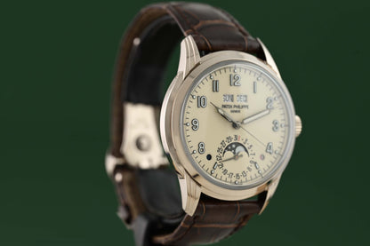 Patek Philippe Grand Complications Perpetual Calendar 5320G-001 - Full Set