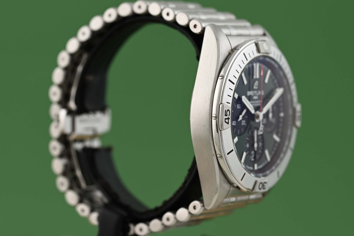 Breitling Chronomat B01 42 - Bentley Green Dial - Full Set