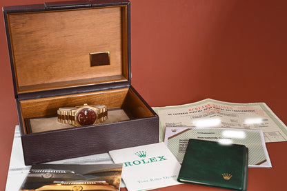 Rolex Day Date 36mm Gelbgold 1803 - Stella Oxblood Dial - Full Set