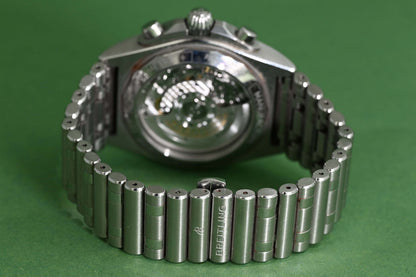 Breitling Chronomat B01 42 - Bentley Green Dial - Full Set