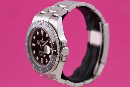 Rolex Submariner Date 126610LN - Full Set