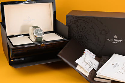 Patek Philippe Aquanaut Chronograph - Khaki Green - 5968G - Full Set