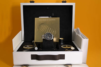 Omega Speedmaster Moonwatch Professional - Apollo 11 50th Anniversary Limited - Full Set