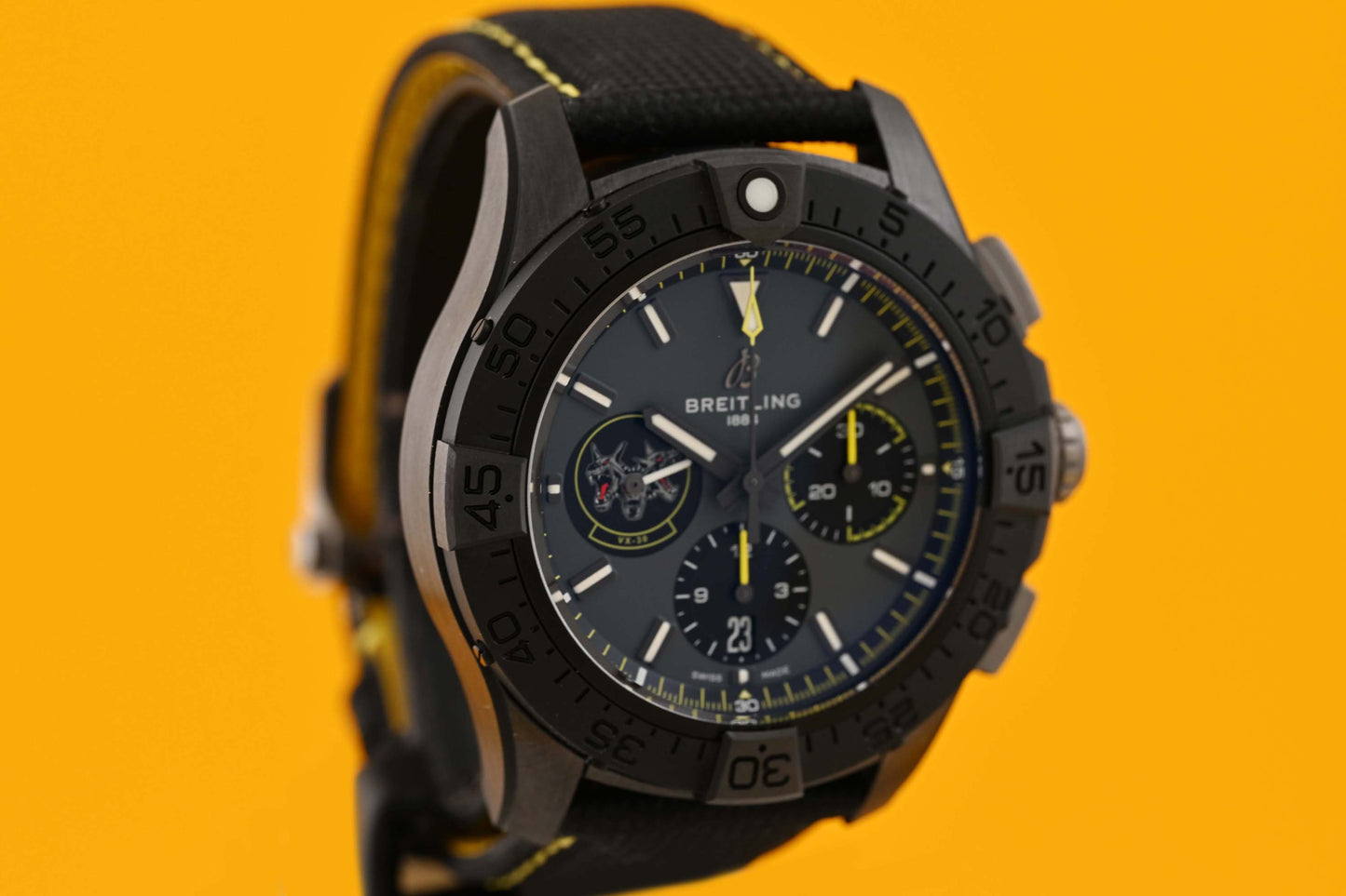 Breitling Avenger B01 Chronograph 44 Night Mission Bloodhounds - Full Set