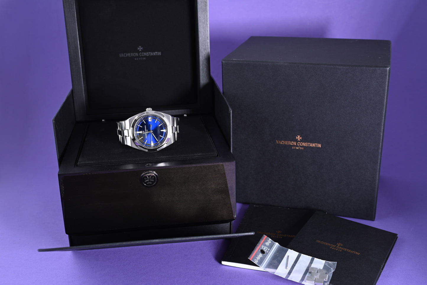 Vacheron Constantin Overseas - Full Set - Blue Dial