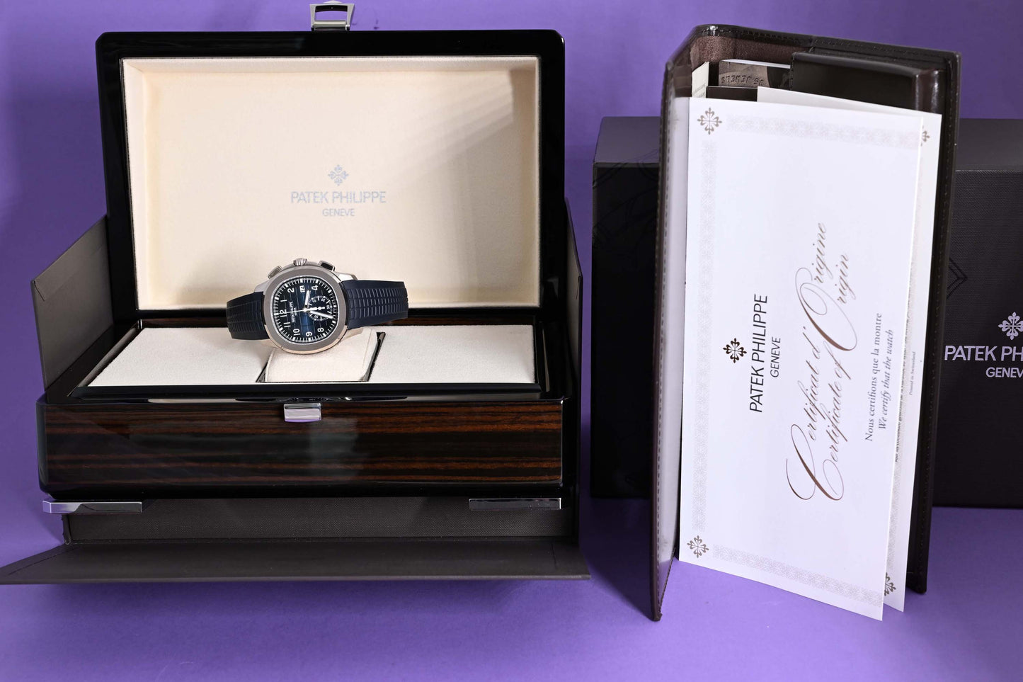 Patek Philippe Aquanaut Chronograph - 5968G-001 - Blue Dial - Full Set - Like NEW