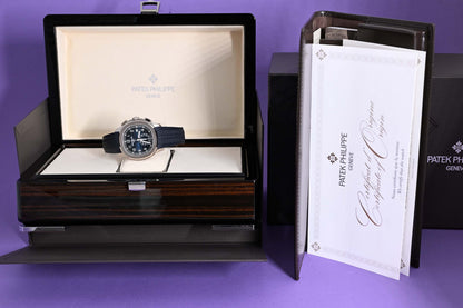 Patek Philippe Aquanaut Chronograph - 5968G-001 - Blue Dial - Full Set - Like NEW
