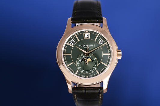Patek Philippe Annual Calendar - 5205R-011 - Rose Gold - Full Set - Green Dial - NEW