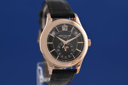 Patek Philippe Annual Calendar - 5205R-011 - Rose Gold - Full Set - Green Dial - NEW