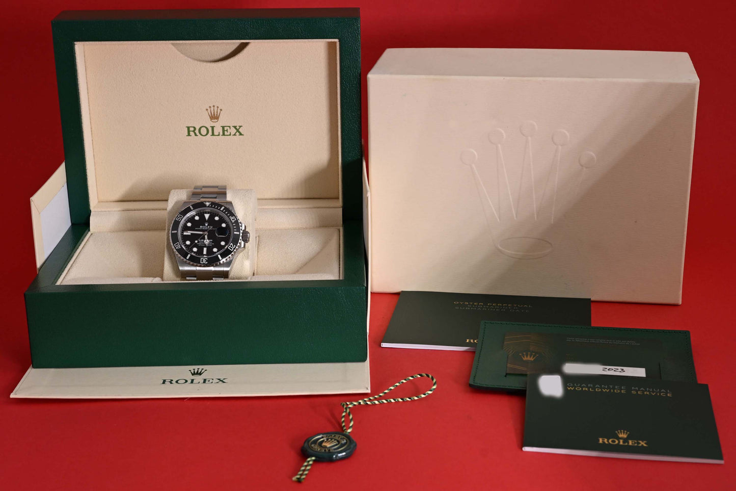 Rolex Submariner Date 126610LN - Full Set