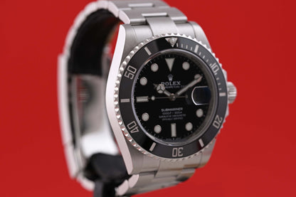 Rolex Submariner Date 126610LN - Full Set