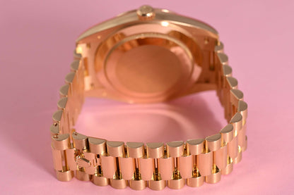 Rolex Day Date 40 Gelbgold 228238 - White Dial - Full Set