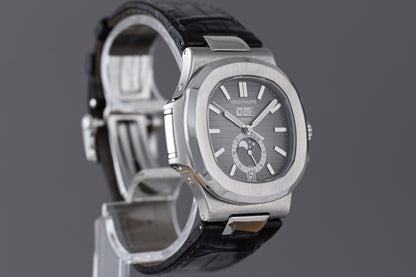 Patek Philippe Nautilus Annual Calendar 5726A - Full Set - Grey Dial