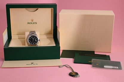 Rolex Datejust 41 - 126300 - Black Dial - Full Set