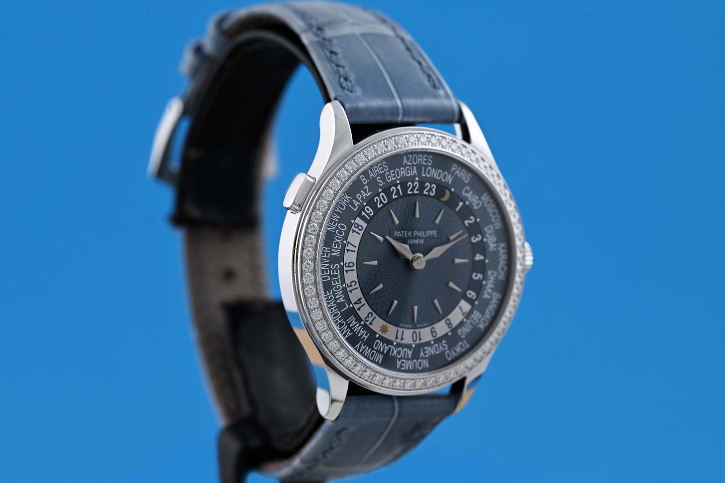 Patek Philippe World Time 7130G-016 White Gold - Full Set - NEW 2026