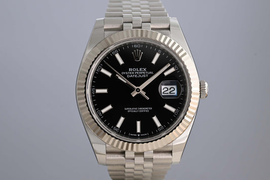 Rolex Datejust 41 - 126334 - Black Dial - Full Set - Like NEW