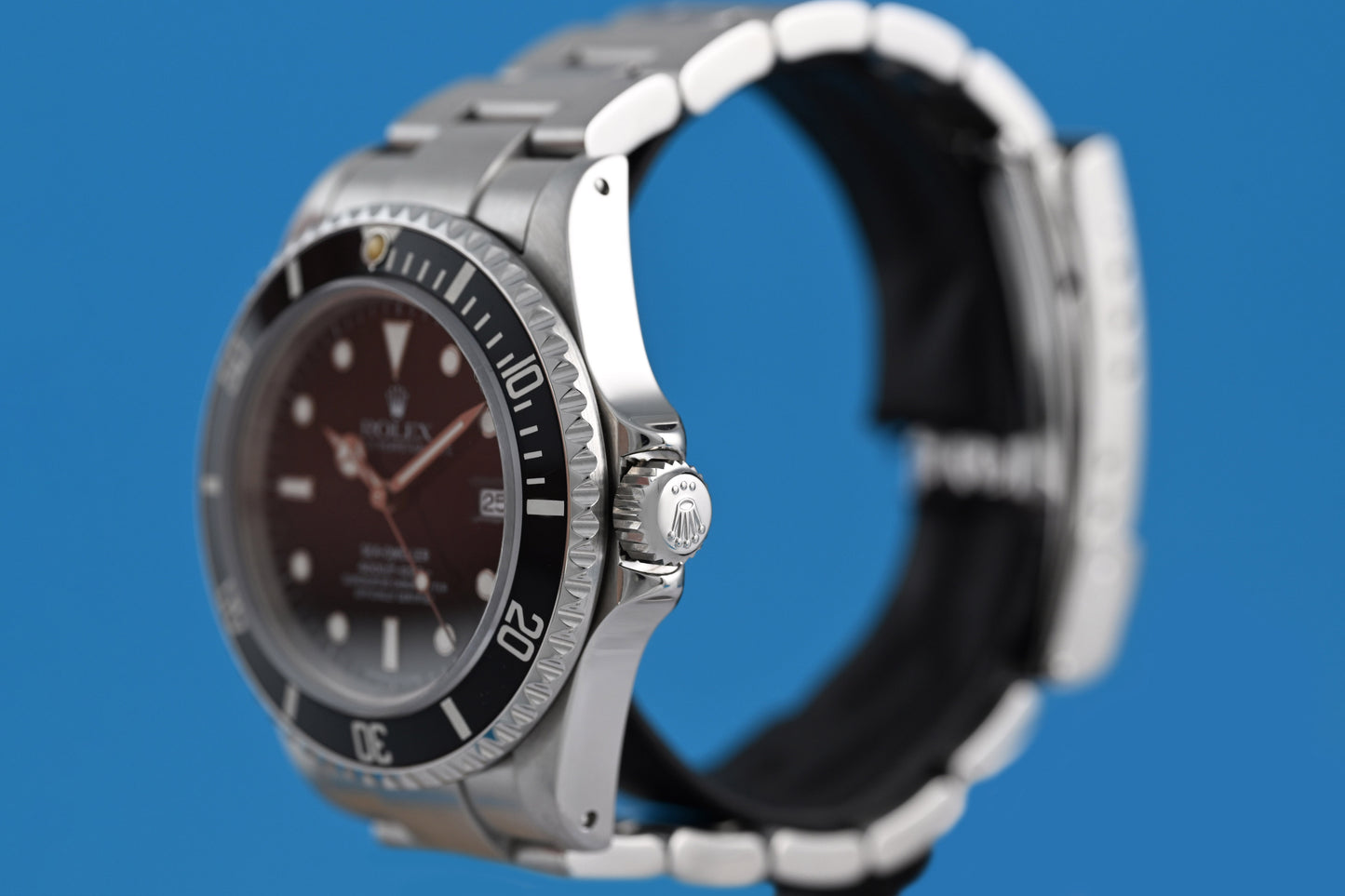 Rolex Sea Dweller 16600 - Full Set - LC 100