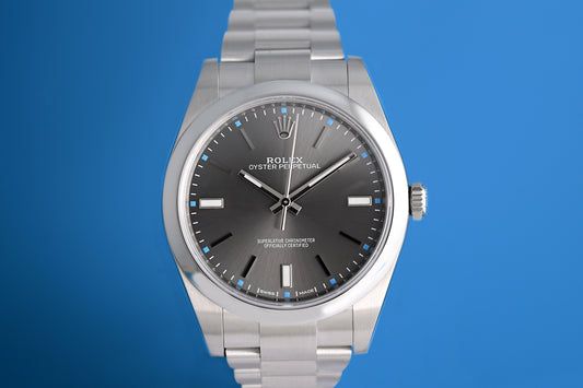 Rolex Oyster Perpetual 39mm 114300 - Grey - Full Set