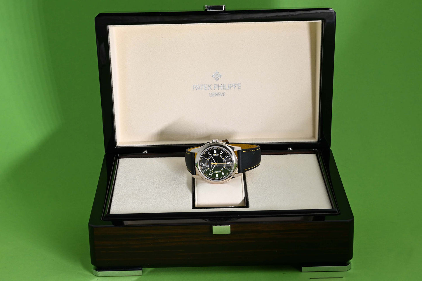 Patek Philippe Calatrava 6007G-001 - Full Set - NEW 2026