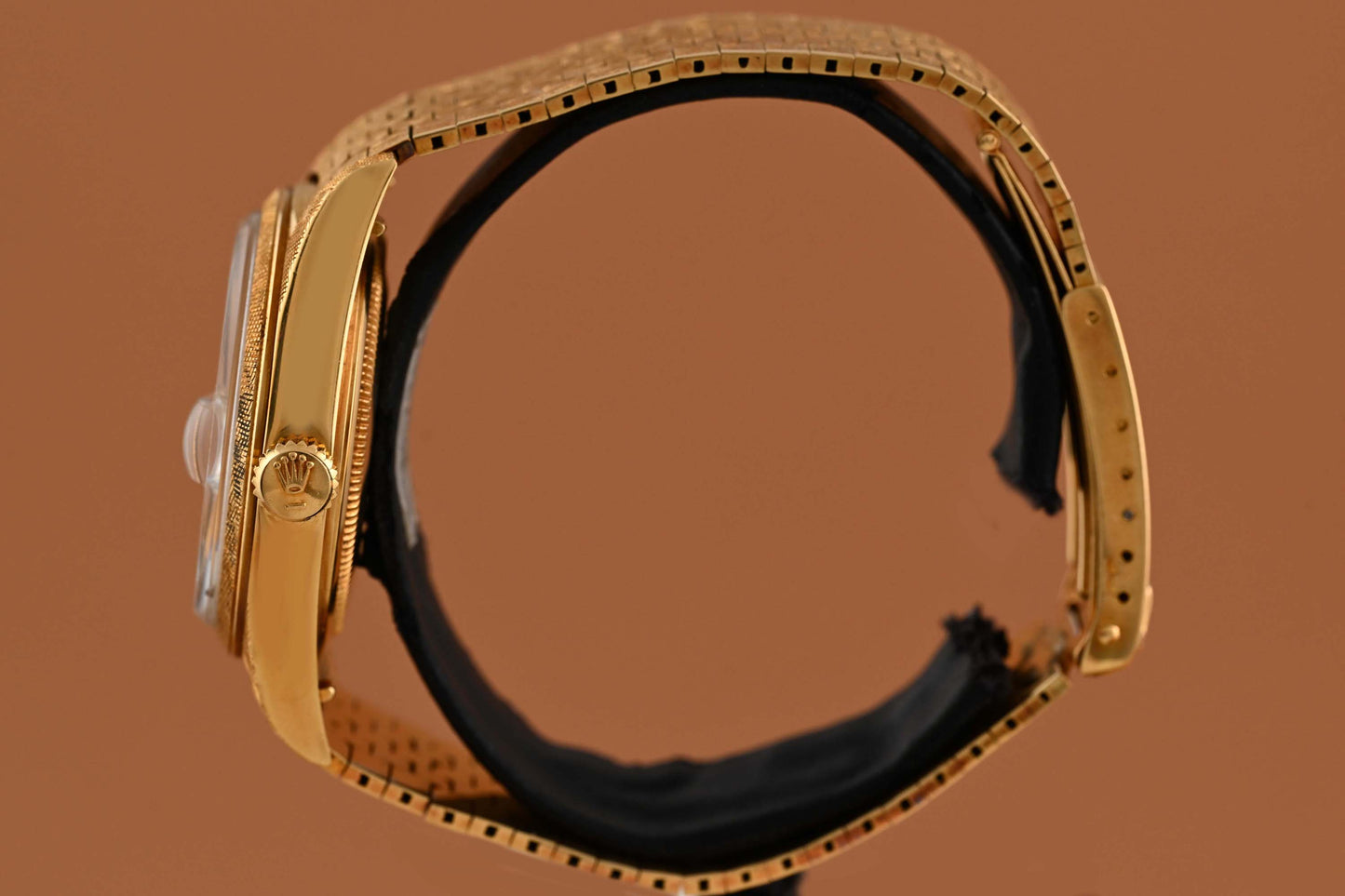 Rolex Day-Date 1806 Yellow Gold Florentine Finish on Brick Bracelet