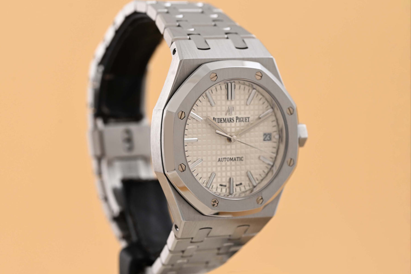 Audemars Piguet Royal Oak - 15450ST - White Dial - Full Set